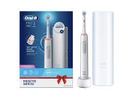 Oral-B Pro 3500 Beyaz Şarjlı Diş Fırçası + Seyahat Kabı